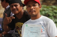 Miércoles 17 de junio del 2015. Tuxtla Gutiérrez. El cambio constante cambio de la Ruta de Migración obliga a los jóvenes centroamericanos a acercarse a los centros poblacionales donde deambulan mendigando algunas monedas para poder continuar el viaje hac