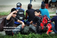 Viernes 13 de julio del 2012. Arriaga, Chiapas. La pausa del tiempo rompe su melancolía en los poblados cercanos a Arriaga, el cual despierta de su letargo provinciano cada vez que se corre el rumor de la llegada del Tren mientras que los migrantes salen 