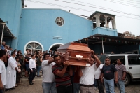 Viernes 31 de mayo del 2019. Tuxtla Gutiérrez. Durante la misa de cuerpo Presente de cinco de las personas del catastrófico accidente de Caltrata en una parroquia del Oriente-Sur de la ciudad.