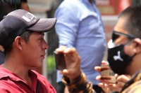 Lunes 6 de julio del 2020. Tuxtla Gutiérrez. Una fuerte discusión entre vendedores ambulantes provocó lesiones menores a algunos de los involucrados, este medio día en pleno centro de la ciudad.