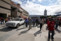 Martes 27 de diciembre. Regresa el MOCRI CNP EZ a las calles. Tuxtla Gutiérrez, Chiapas. Con demandas de cumplimiento de promesas y de programas de apoyo social, integrantes de la organización zapatista marchan por las calles de la ciudad para protestar e Martes 27 de diciembre. Regresa el MOCRI CNP EZ a las calles. Tuxtla Gutiérrez, Chiapas. Con demandas de cumplimiento de promesas y de programas de apoyo social, integrantes de la organización zapatista marchan por las calles de la ciudad para protestar e