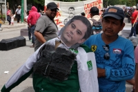 Lunes 4 de julio del 2016. Tuxtla Gutiérrez. La marcha del MOCRI CNPA EZ al inicio de la manifestación en apoyo del Movimiento Magisterial en el oriente de Tuxtla.