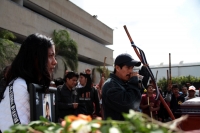 Domingo 20 de enero del 2019. Tuxtla Gutiérrez. Militantes de la Mocri Cnpa Mn y de diferentes organizaciones realizan un mitin de protesta esta mañana junto a los cuerpos de los lideres Noé Pablo y José Santiago asesinados en Amatán en días pasados.