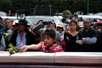 Domingo 20 de enero del 2019. Tuxtla Gutiérrez. Militantes de la Mocri Cnpa Mn y de diferentes organizaciones realizan un mitin de protesta esta mañana junto a los cuerpos de los lideres Noé Pablo y José Santiago asesinados en Amatán en días pasados.
