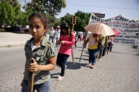 Jueves 11 de noviembre. Militantes de la organización MOCRI-CNPA marchan por las calles de la ciudad de Tuxtla Gutiérrez para exigir que sea aplicado el estado de derecho en los problemas sociales que han aquejado a esta organización desde hace varios año