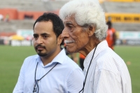 Viernes 24 de agosto del 2012. Tuxtla Gutiérrez, Chiapas. Don Gabriel Hernández Moguel “Moguelito” recibe esta tarde un reconocimiento por su trajectoria deportiva en el estadio Zoque de esta ciudad.