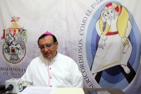 Domingo 6 de agosto del 2017. Tuxtla Gutiérrez. Monseñor Fabio Martínez Castilla, arzobispo de Tuxtla habla en conferencia de prensa sobre el final del periodo vacacional y la importancia de la familia en Chiapas. Menciona los 156,399 visitantes que tuvo 