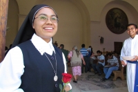 Domingo 6 de febrero. Monjas de varias diocesis de Chiapas y México asisten este domingo a la celebración eucaristica para conmemorar La consagraciòn de Vida que se celebra anualmente en el mes de febrero.
