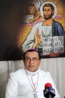 Domingo 9 de febrero del 2014. Tuxtla Gutiérrez. Monseñor Fabio Martínez Castilla. Habla a los medios de comunicación después de pronunciar su homilía de este domingo sobre la caridad y gratitud dentro de la feligresía católica en Chiapas