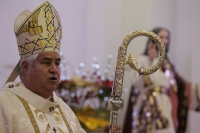 Domingo 2 de enero. Monseñor Rogelio Cabrera, arzobispo de Tuxtla Gutiérrez durante la homilía de este primer domingo del año.