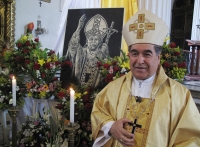Domingo 1 de mayo. La diócesis de San Cristóbal de las Casas celebro con júbilo al celebrar tres acontecimientos especiales, la misa de acción de gracias por la beatificación de Juan Pablo II, 11 años de la ordenación de Felipe Arismendi Esquivel como obi