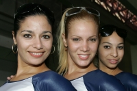 Viernes 22 de octubre. Las bellezas se hacen presentes durante la conferencia de prensa del evento de los X-Pilot´s que se llevara a cabo este sábado en el autodromo Chiapas.