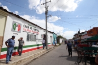 Lunes 11 de junio del 2012. Villaflores, Chiapas. Un brigadista del PAN fue ultimado a balazos esta madrugada y es velado en la comunidad Revolución Mexicana, mientras que en la casa del candidato del PRI sindicado como autor del crimen esperan autoridade