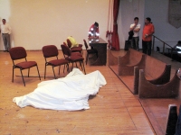 Miércoles 11 de mayo. Un trabajador de mantenimiento cae de más de 10 metros de altura cuando realizaban trabajos de remodelación de la cúpula del auditorio de la facultad de derecho de la Universidad Autónoma de Chiapas .