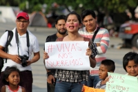 Miércoles 19 de octubre del 2016. Tuxtla Gutiérrez. Grupos feministas se manifiestan esta tarde dentro de las actividades del Paro Nacional de Mujeres buscando justicia para las víctimas de transfeminicidios y feminicidios en México