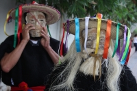 Septiembre del 2014. Tuxtla Gutiérrez. Durante el evento Chiapas Multicultural se reúnen representantes de los grupos indÃgenas tradicionales en una muestra de danzas y ceremonias de los pueblos originales de Chiapas. Septiembre del 2014. Tuxtla Gutiérrez. Durante el evento Chiapas Multicultural se reúnen representantes de los grupos indÃgenas tradicionales en una muestra de danzas y ceremonias de los pueblos originales de Chiapas.