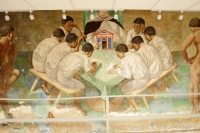 Uno de los atentados más infames que le han sucedido al arte en Chiapas, es el sufrido por el mural del maestro Cesar Corzo cuando se dio la remodelación del edificio de la 14 Poniente. El plafón del techo deja el rostro del prócer chiapaneco fuera de la 