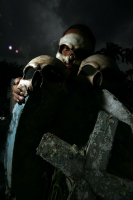 Lunes 25 de octubre. El artista multi-disciplinario Juan Alberto Villanueva prepara el espectáculo de día de muertos que presenta año con año en el panteón de la ciudad de Chiapa de Corzo para este día primero de noviembre donde realizara una procesión de