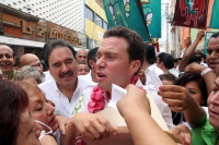 Martes 19 de junio del 2012. Tuxtla Gutiérrez, Chiapas. Emilio Gamboa Patron, líder de la CNOP del PRI acompaña a Manuel el Huero Velazco candidato a la gubernatura del estado de Chiapas por el PV-PRI-PANAL durante los mítines de proselitismo que realizar