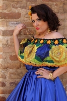 Viernes 10 de enero del 2014. Chiapa de Corzo. La Chiapaneca. Las bellas mujeres de Chiapa de Corzo visten con coquetería y pundonor el que es considerado uno de los trajes tradicionales más bellos de México.
