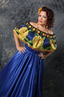 Viernes 10 de enero del 2014. Chiapa de Corzo. La Chiapaneca. Las bellas mujeres de Chiapa de Corzo visten con coquetería y pundonor el que es considerado uno de los trajes tradicionales más bellos de México.