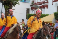 Sábado 8 de agosto del 2015. Chiapa de Corzo. Los Alférez y Naguares recorren las calles de la comunidad ribereña y culminan en recorrido en la representación de las batallas y luchas de las comunidades indígenas de la depresión central de Chiapas durante