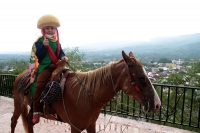 Jueves 8 de agosto del 2019. Chiapa de Corzo. El recorrido de Los Alférez y Naguares durante el recorrido durante las celebraciones patronales de Santo Domingo.