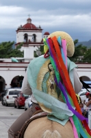 Lunes 8 de agosto del 2016. Chiapa de Corzo. Durante las celebraciones patronales de Santo Domingo se realiza el recorrido de Alférez y Naguares en el antiguo camposanto de la comunidad de Chiapa de Corzo quienes durante la tarde cabalgan en grupos golpea