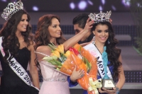Sábado 2 de septiembre del 2012. Nuestra Belleza México Final. La representante del estado de Nuevo León, Cinthya Duke de 19 años de edad se corona esta noche como la representante de Nuestra Belleza México 2012.