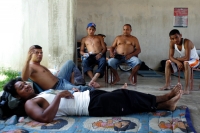 Varios jóvenes originarios de Nicaragua permanecen en el Albergue para Migrantes en la ciudad de Arriaga, donde denuncian los atropellos a sus derechos humanos por las autoridades del INM en la ciudad de Tapachula, donde varios de ellos protagonizaron una Varios jóvenes originarios de Nicaragua permanecen en el Albergue para Migrantes en la ciudad de Arriaga, donde denuncian los atropellos a sus derechos humanos por las autoridades del INM en la ciudad de Tapachula, donde varios de ellos protagonizaron una