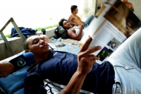 Varios jóvenes originarios de Nicaragua permanecen en el Albergue para Migrantes en la ciudad de Arriaga, donde denuncian los atropellos a sus derechos humanos por las autoridades del INM en la ciudad de Tapachula, donde varios de ellos protagonizaron una