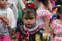 Lunes 4 de enero del 2016. Chiapa de Corzo. Los niños Parachicos y las pequeñas Chiapanecas en el día del Niño de Atocha