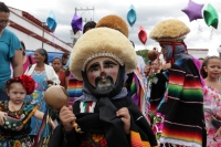 Lunes 4 de enero del 2016. Chiapa de Corzo. Los niños Parachicos y las pequeñas Chiapanecas en el día del Niño de Atocha