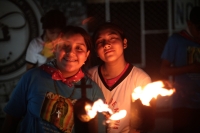 20231209. Tuxtla. Antorchas Guadalupanas en las cercanías del Parque de la marimba