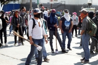 Martes 29 de enero del 2019. Tuxtla Gutiérrez. Estudiantes de la Escuela Normal Rural Larráinzar protestan este medio día en la avenida central de la ciudad.