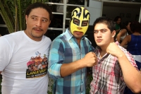 Miércoles 10 de julio del 2013. Tuxtla Gutiérrez. Los luchadores de la empresa Nueva Era anuncian en conferencia de prensa la próxima función de Lucha Libre en Chiapas.