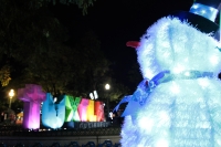 Sábado 16 de diciembre del 2017. Tuxtla Gutiérrez. El Parque de la Marimba se viste de luces y colores durante esta época decembrina