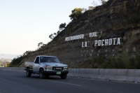 Miércoles 17 de noviembre. Con una inversión millonaria las obras de ampliación de la carretera panamericana y los distribuidores viales de la Pochota y de el crucero de Berriozabal se encuentran casi terminadas y se espera que sean inauguradas en las pró Miércoles 17 de noviembre. Con una inversión millonaria las obras de ampliación de la carretera panamericana y los distribuidores viales de la Pochota y de el crucero de Berriozabal se encuentran casi terminadas y se espera que sean inauguradas en las pró