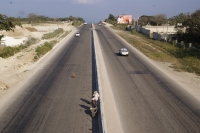 Miércoles 17 de noviembre. Con una inversión millonaria las obras de ampliación de la carretera panamericana y los distribuidores viales de la Pochota y de el crucero de Berriozabal se encuentran casi terminadas y se espera que sean inauguradas en las pró