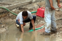 Lunes 22 de agosto, 2011, Los Trabajadores de las obras del primer cuadro no cuentan con herramientas.