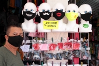 Lunes 30 de marzo del 2020. Tuxtla Gutiérrez. Poco a poco los comerciantes del centro van adecuando sus horarios y servicios durante esta contingencia del Covid-19