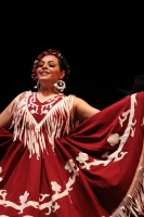 Viernes 3 de julio del 2013. Tuxtla Gutiérrez. Durante el festival de danza folclórica se presenta el grupo Ollin Yoliztli de Nuevo León esta noche en el Teatro de la Ciudad Emilio Rabasa en la capital del estado de Chiapas. Viernes 3 de julio del 2013. Tuxtla Gutiérrez. Durante el festival de danza folclórica se presenta el grupo Ollin Yoliztli de Nuevo León esta noche en el Teatro de la Ciudad Emilio Rabasa en la capital del estado de Chiapas.