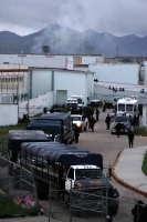 Operativo policíaco para recuperar el control del Penal El Amate en esta madrugada.