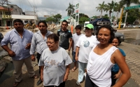 Lunes 16 de junio del 2014. Tuxtla Gutiérrez. Habitantes de las cercanías de la 13 oriente y Avenida Central hablan sobre las afectaciones sufridas durante 7 meses que las obras de reconstrucción fueran iniciadas con lo que comercios y casas habitación pe