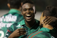 Sábado 10 de enero del 2015. Tuxtla Gutiérrez. Aspectos del partido entre Jaguares de Chiapas y Guadalajara, esta noche en el estadio Zoque de la capital del estado de Chiapas.