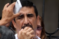 Martes 25 de agosto del 2015. Tuxtla Gutiérrez. Paco Rojas Toledo y representantes de la Barra de Abogados de Chiapas presentan en el Congreso Local la documentación y firmas de ciudadanos que acompañan la denuncia de fraude electoral del proceso de elecc