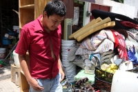 Viernes 29 de agosto del 2014. Tuxtla Gutiérrez. El Centro de Rehabilitación contra las Adicciones Juan Sabines Guerrero AC es desalojado de sus instalaciones este medio día por lo que los convalecientes interrumpen los tratamientos de rehabilitación.