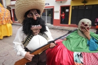 Lunes 2e de septiembre del 2014. San Cristóbal de las Casas. Los personajes y danzantes se encuentran en el Llamado de los Festejos de la Señora de la Merced.
