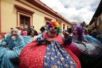 Lunes 2e de septiembre del 2014. San Cristóbal de las Casas. Los personajes y danzantes se encuentran en el Llamado de los Festejos de la Señora de la Merced.