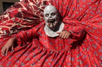 Jueves 22 de septiembre del 2016. San Cristóbal de las Casas. Los pintorescos personajes que en procesión acompañan a la virgen de la Merced por las calles durante el anuncio de las fiestas patronales llenado de colorido  esta colonial ciudad del sureste 